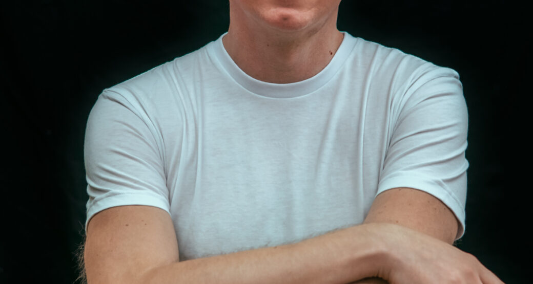 Peter Olejár, DiS.art.